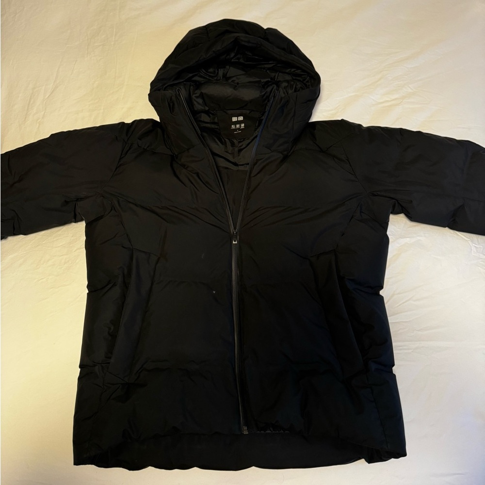 Uniqlo Black Ultra Light Down Zip Puffer Jacket GENTLY WORN SIZE LARGE